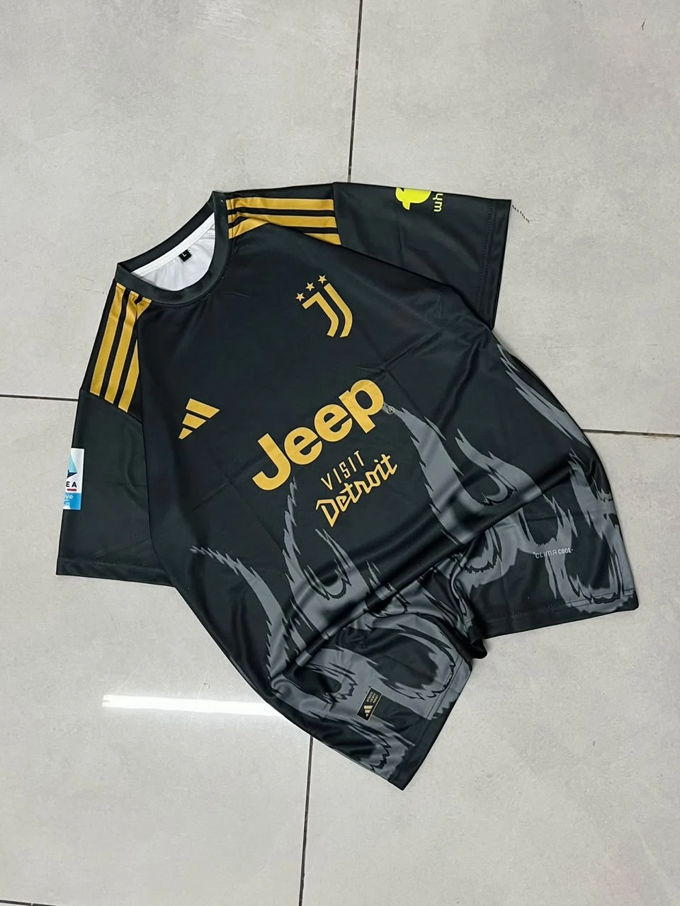 Juventus 26/27 Third (Black/Gold Cosmos) Kit - Yildiz #10 - View 1