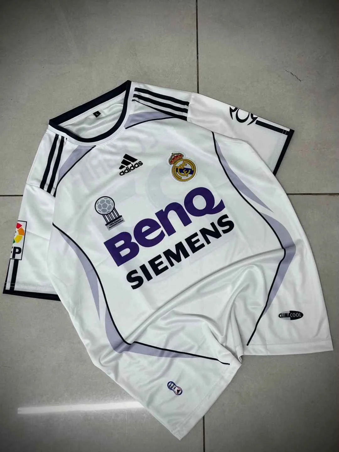 Real Madrid 2006/07 Home Retro - Beckham #23 - View 1