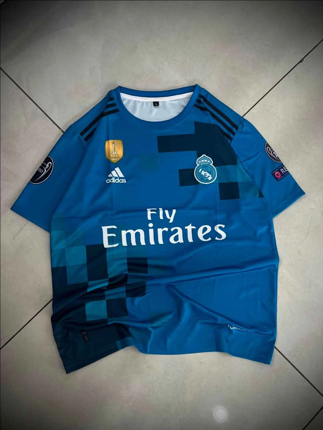Real Madrid 2017/18 UCL Third Kit - Ronaldo #7 - View 1