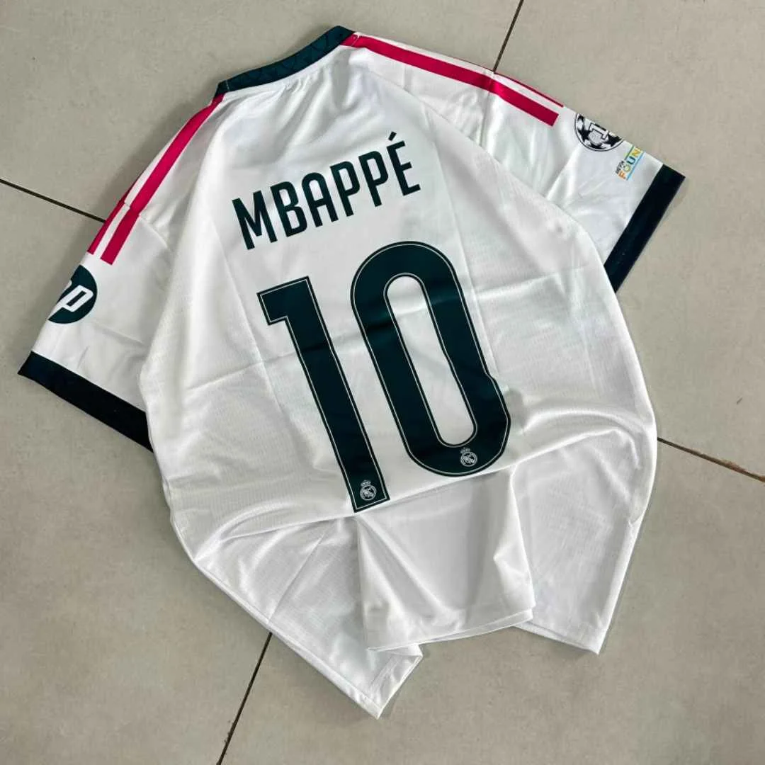 Real Madrid 26/27 Home Kit - Mbappé #10 preview 2