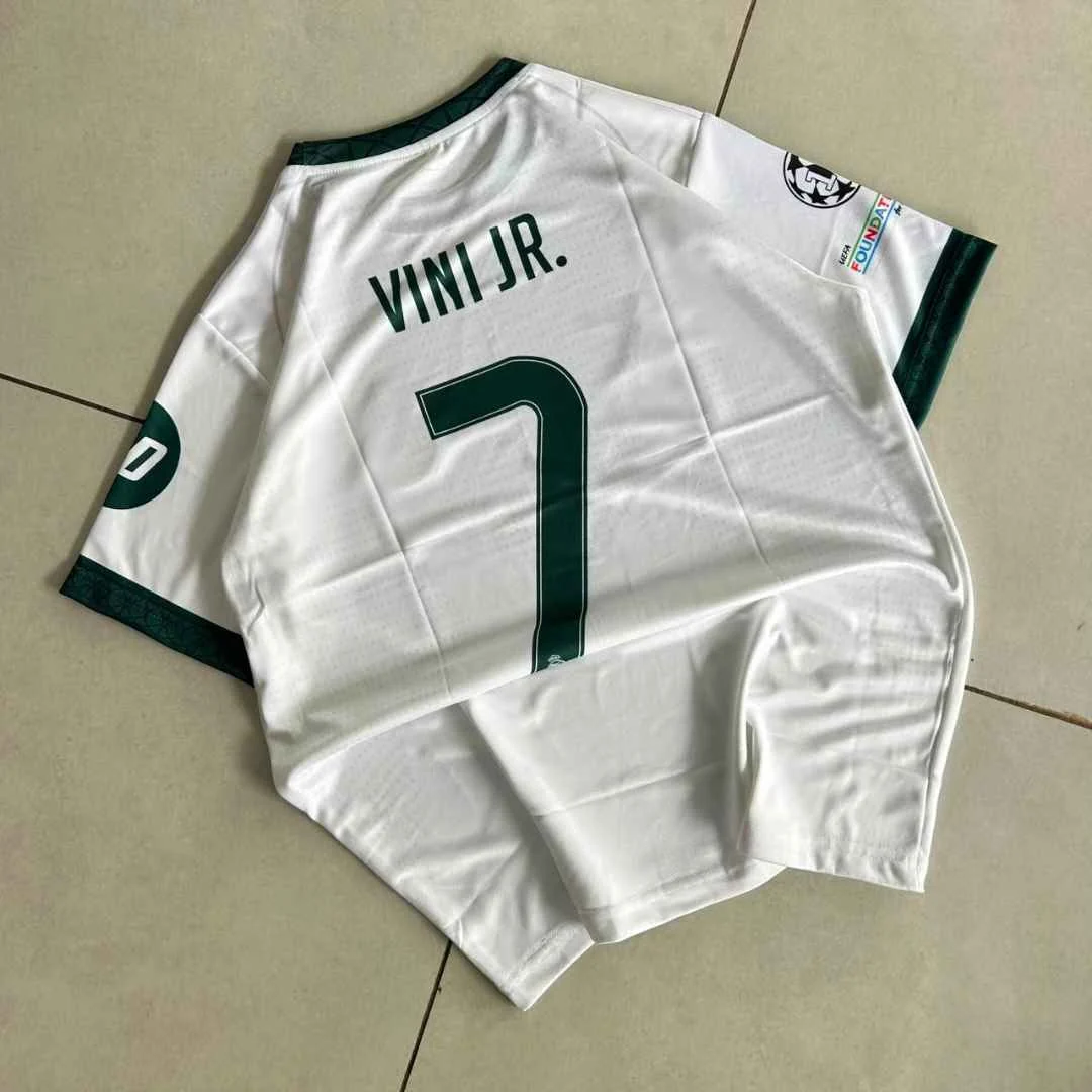 Real Madrid 26/27 Home Kit (La 15 Trophy Edition) - Vini Jr. #7 preview 2