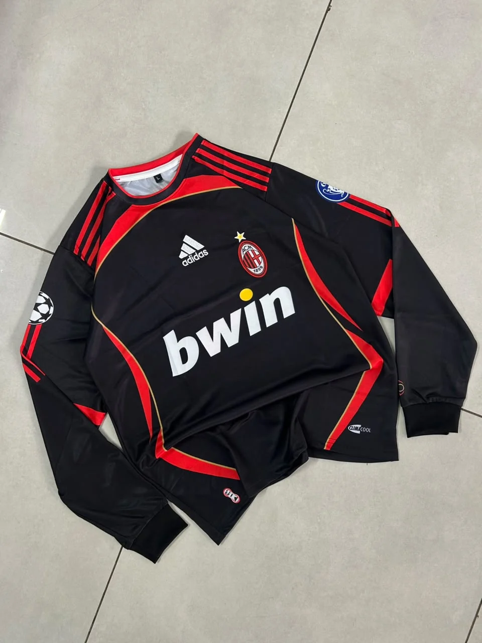 AC Milan 2006/07 Away Retro Full Sleeve - Maldini #3 - View 1
