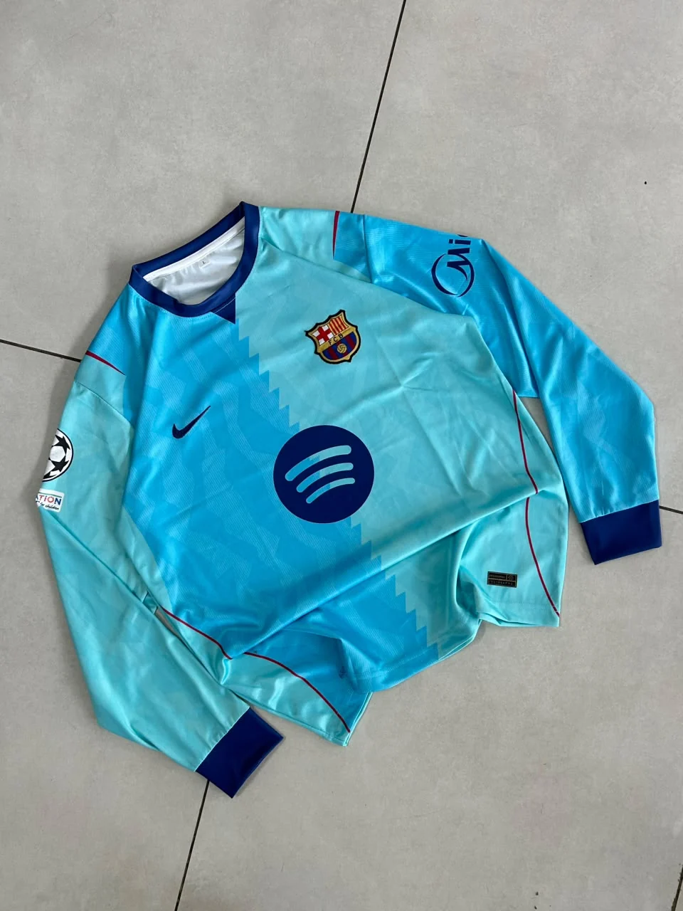 Barcelona 2023/24 Third Kit Full Sleeve - Lamine Yamal #10 - View 1