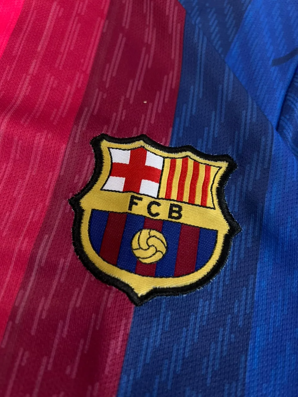 Barcelona 26/27 Home Kit Full Sleeve - Lamine Yamal #10 preview 4