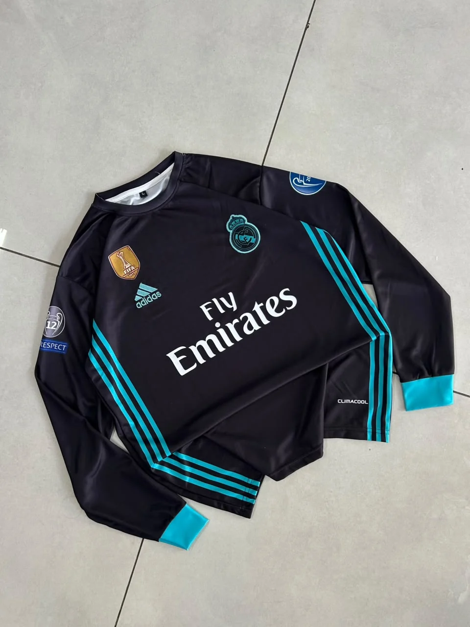 Real Madrid 2017/18 UCL Third Retro Full Sleeve - Ronaldo #7 - View 1