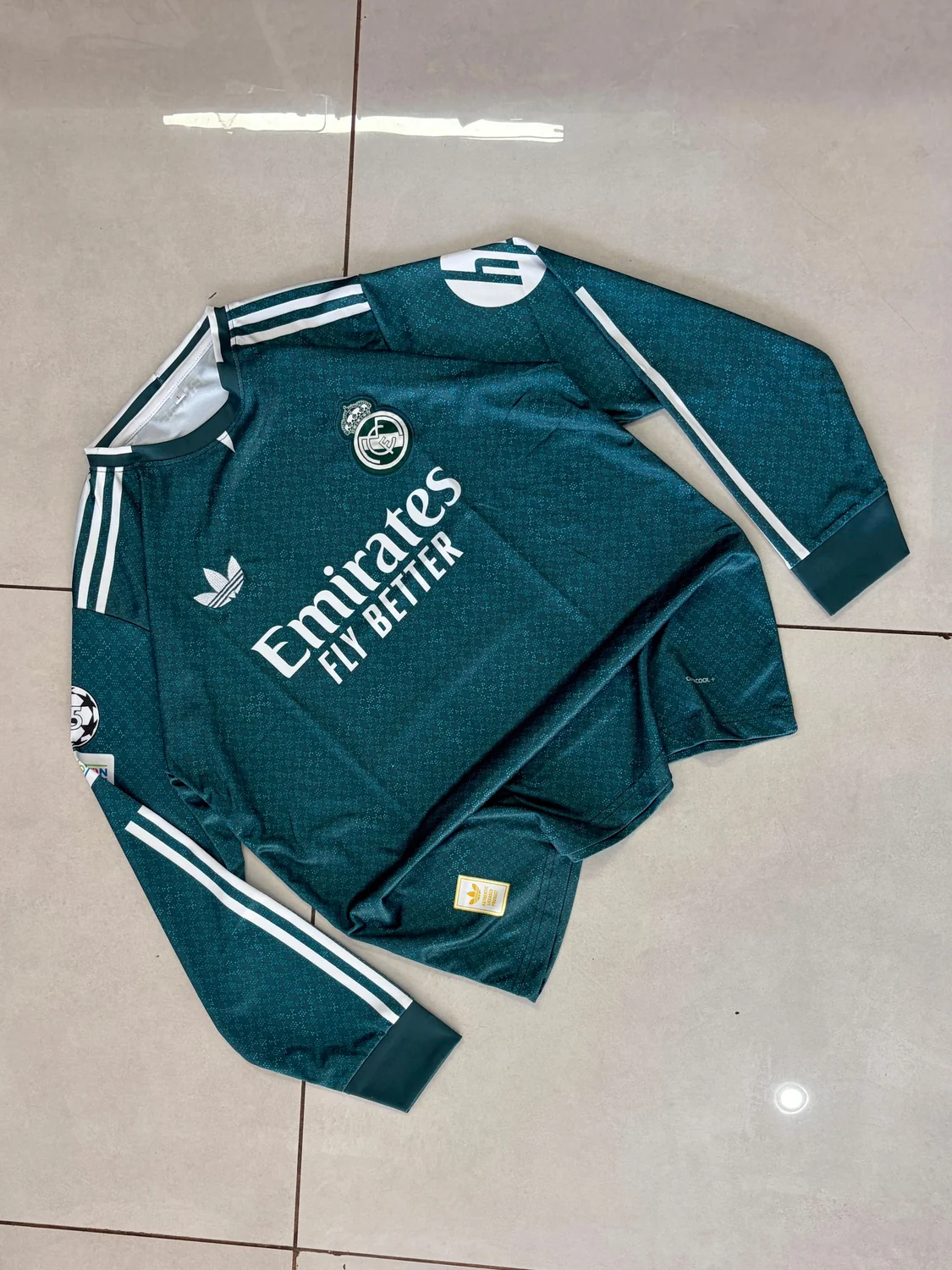 Real Madrid 26/27 Third Full Sleeve - Vini Jr. #7 - View 1
