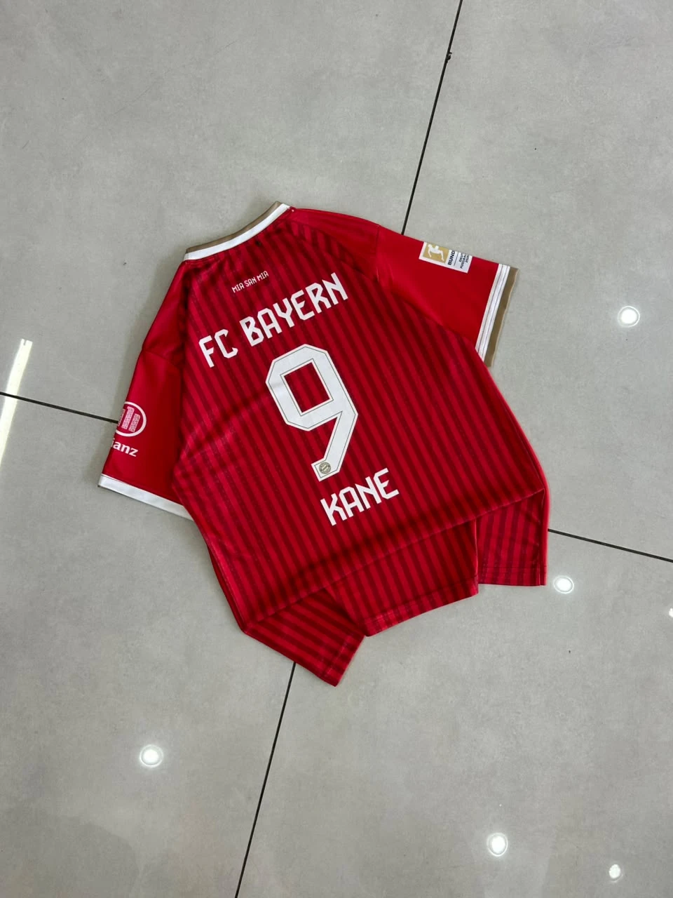 Kids - Bayern Munich Home Kit - Kane #9 preview 2