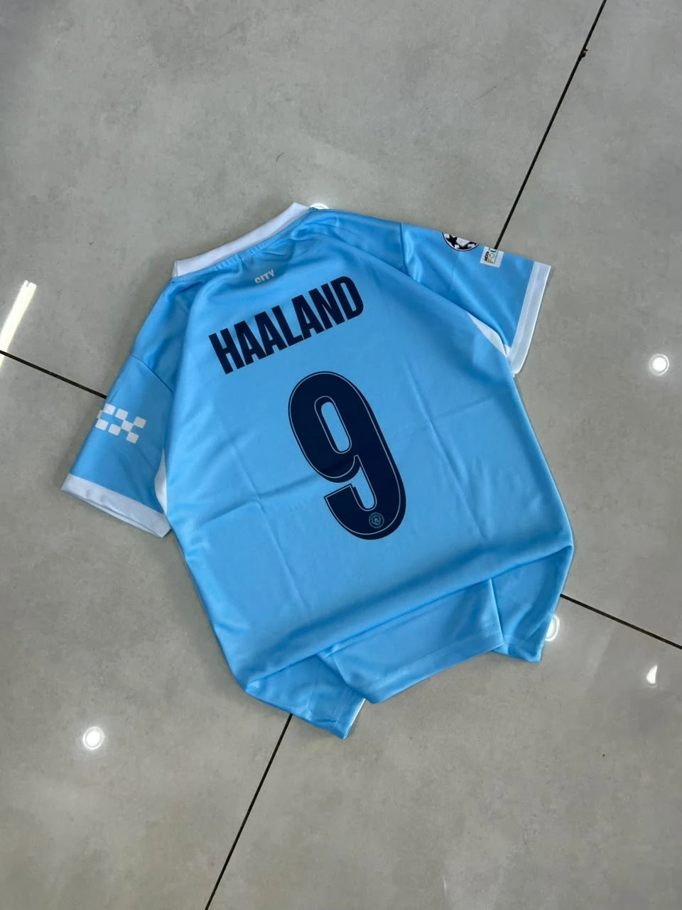 Kids - Manchester City Home Kit - Haaland #9 preview 2
