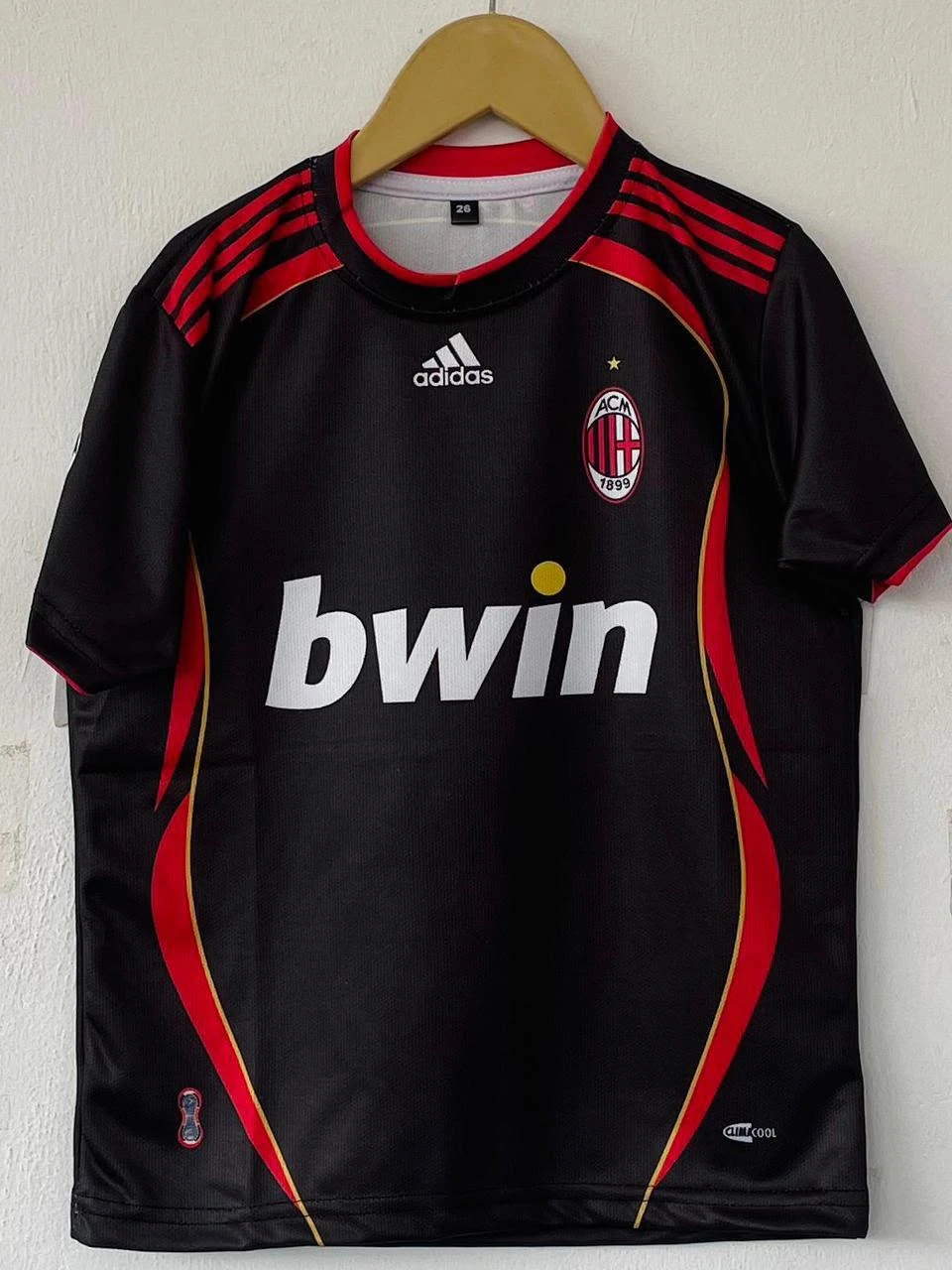 Retro - AC Milan 2006-07 Third (Black Bwin) - Kaka #22 - View 1