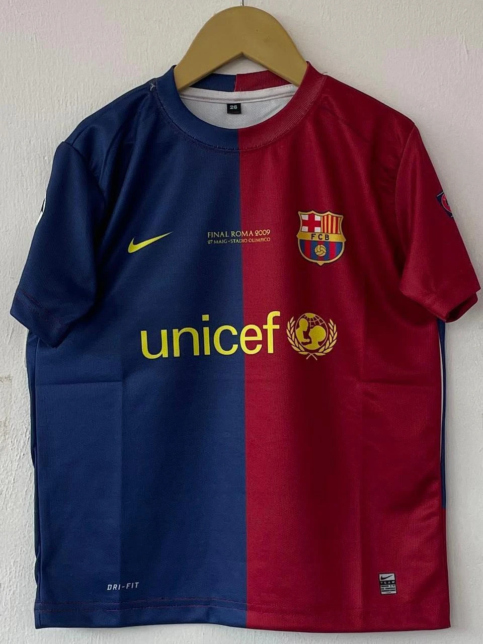 Retro - Barcelona 2008-09 Rome UCL Final (Unicef) - Messi #10 - View 1