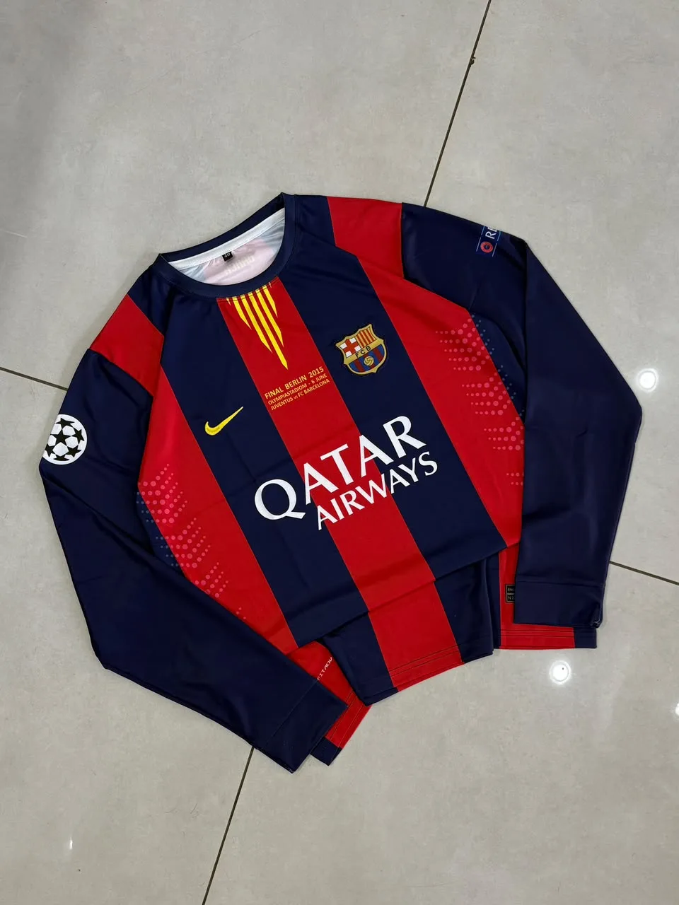 Retro - Barcelona 2014-15 Berlin UCL Final Full Sleeve - Messi #10 - View 1