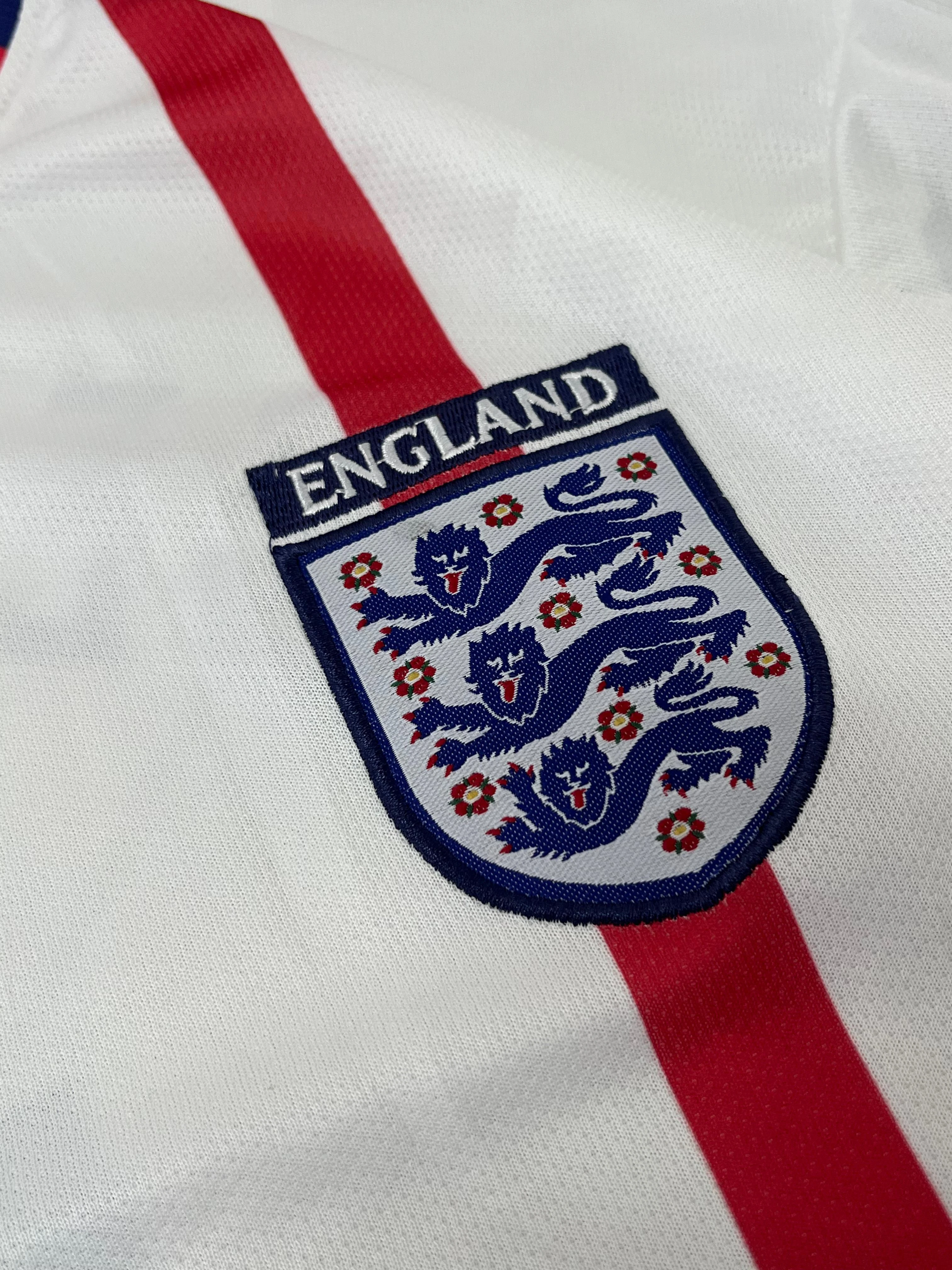 England 2002 World Cup Home Retro - Beckham #7 view 3
