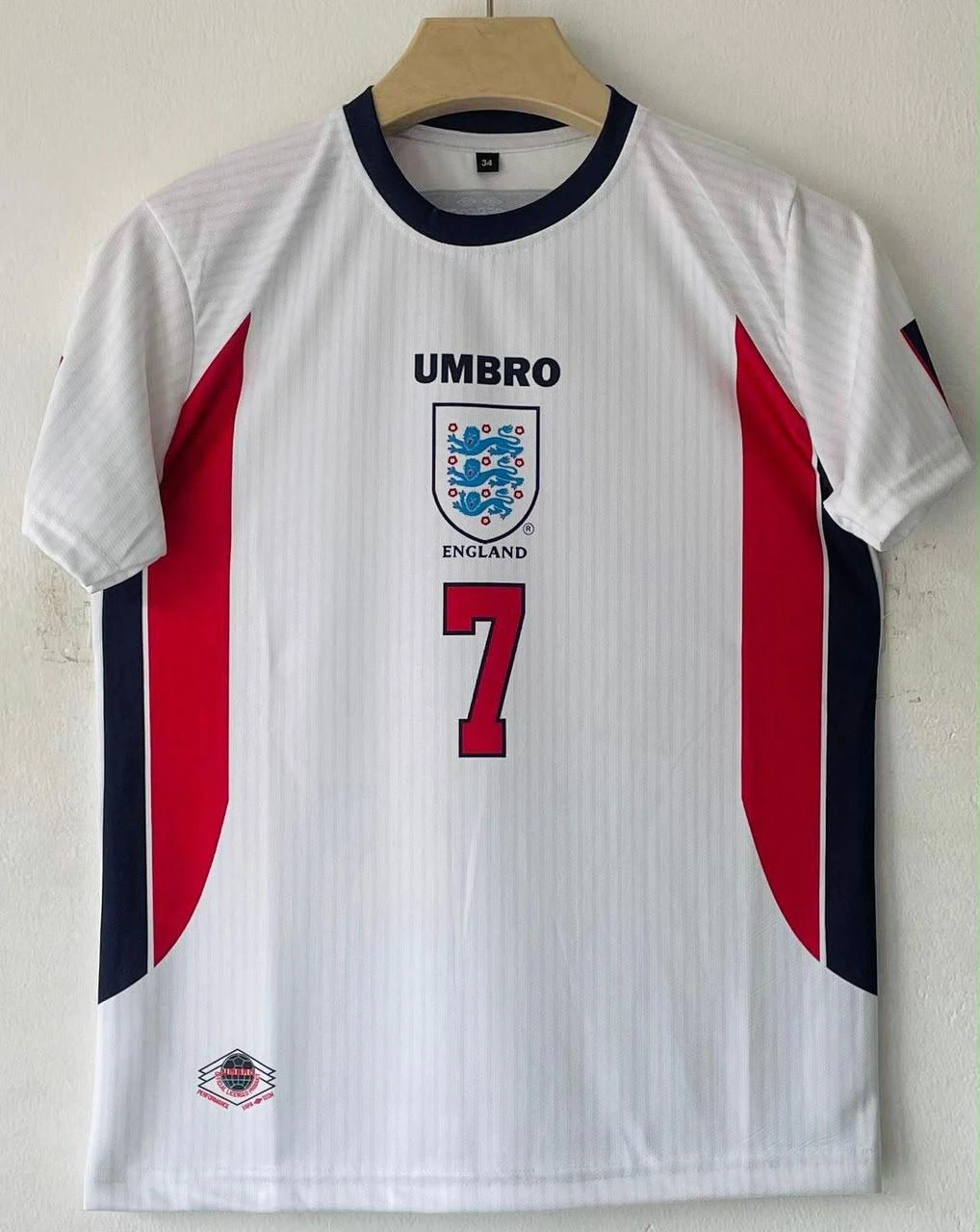 Retro - England 2004-06 Home (Hanger Edition) - Beckham #7 view 1