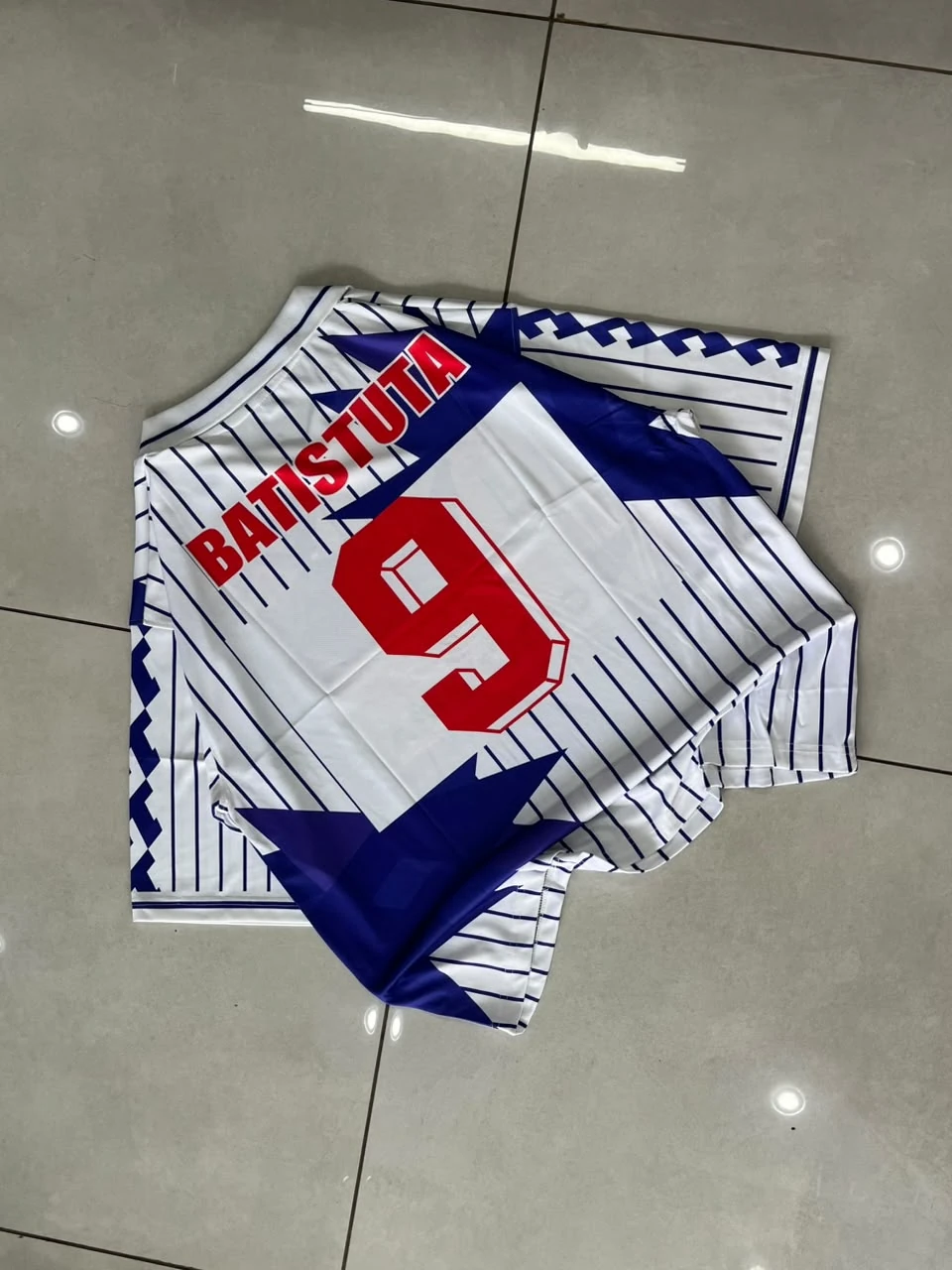Retro - Fiorentina 1998-99 Home (Giocheria) - Batistuta #9 preview 2
