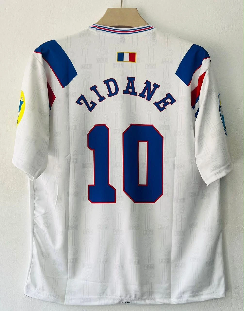 Retro - France 1998 World Cup Away (White) Details view 2