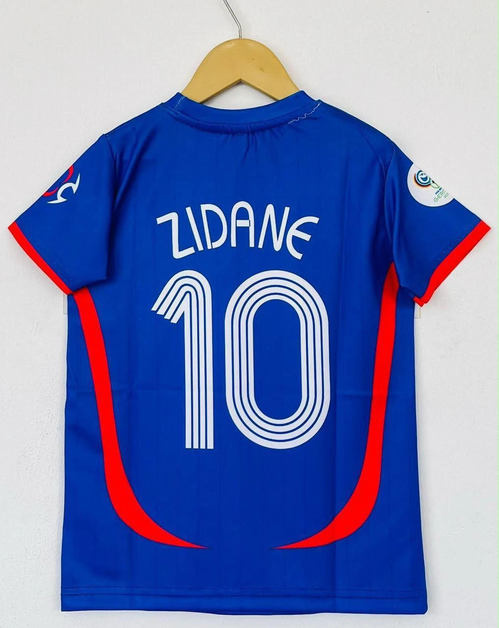 Retro - France 2006 World Cup Final (Blue) - Zidane #10 (Gold Hanger Edition) preview 2