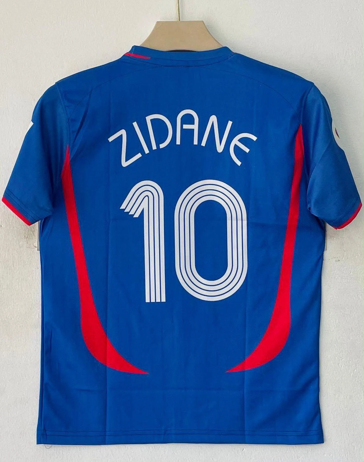 Retro - France 2006 World Cup Home (Blue) - Zidane #10 view 2
