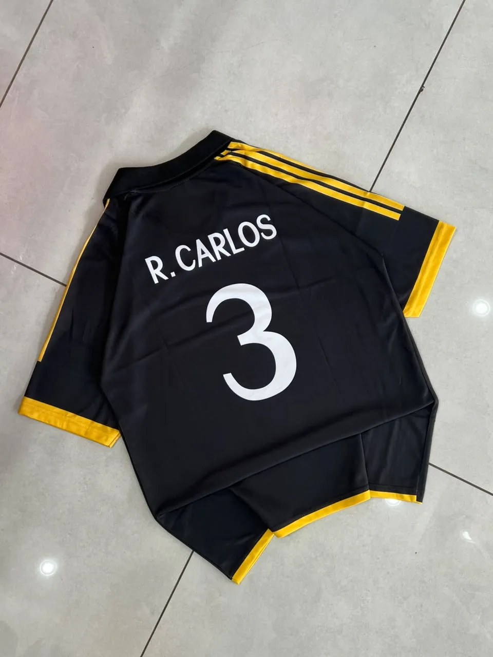 Retro - Real Madrid 1999-2000 Away (Teka) - R. Carlos #3 preview 2