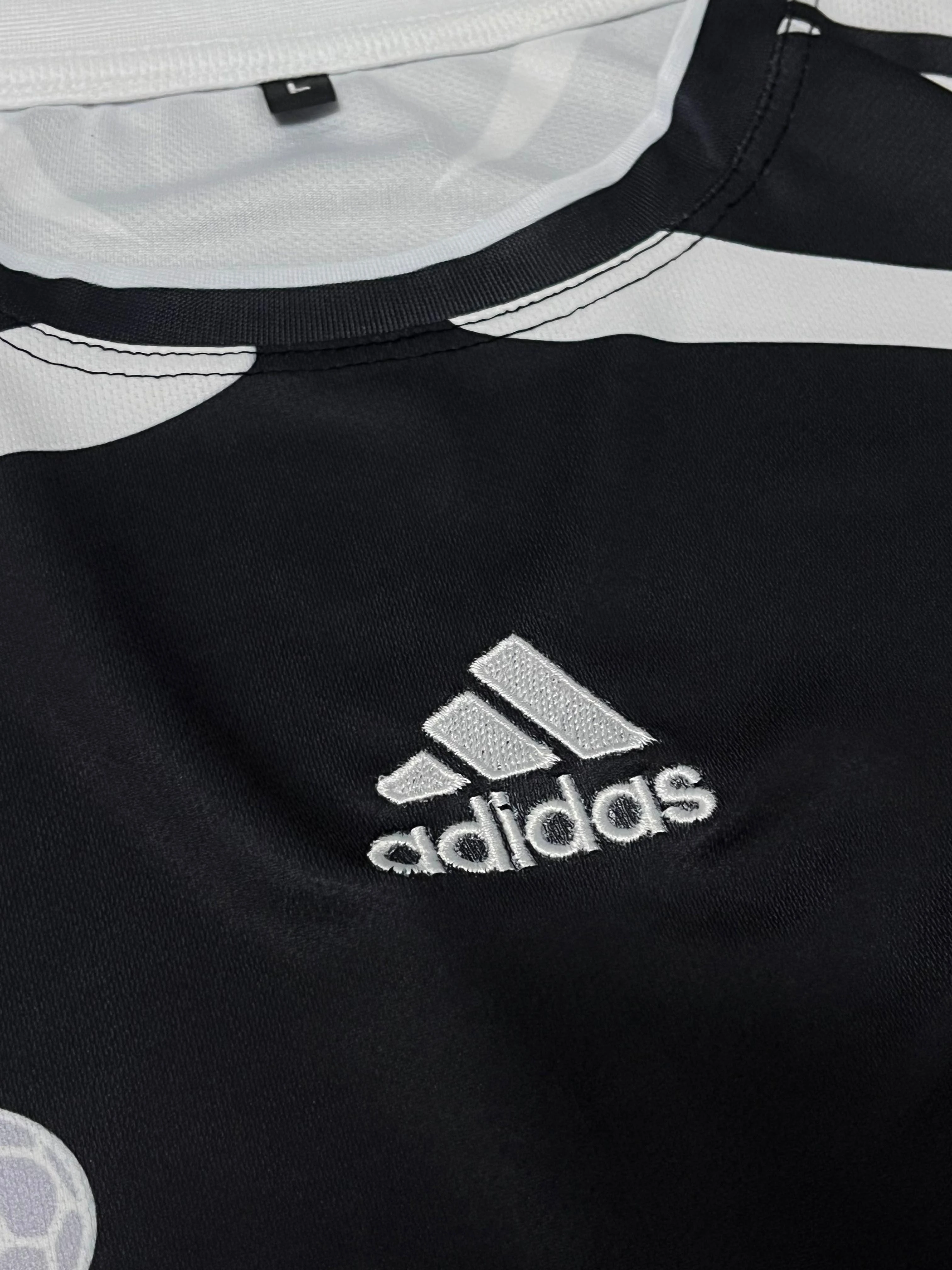 Real Madrid 2006/07 Away Retro - Beckham #23 view 3