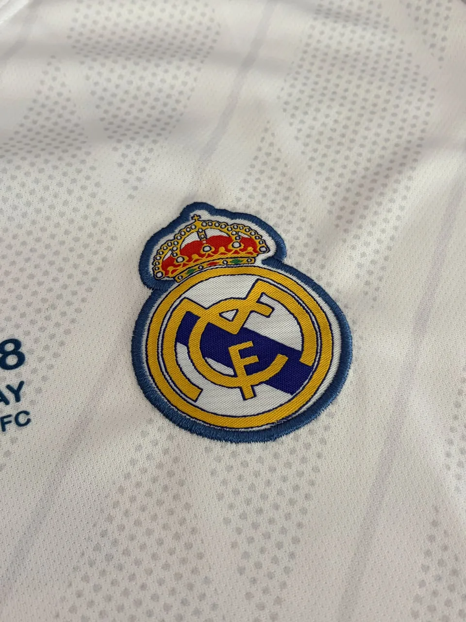 Retro - Real Madrid 2017-18 Kyiv UCL Final Home Full Sleeve - C. Ronaldo #7 preview 3