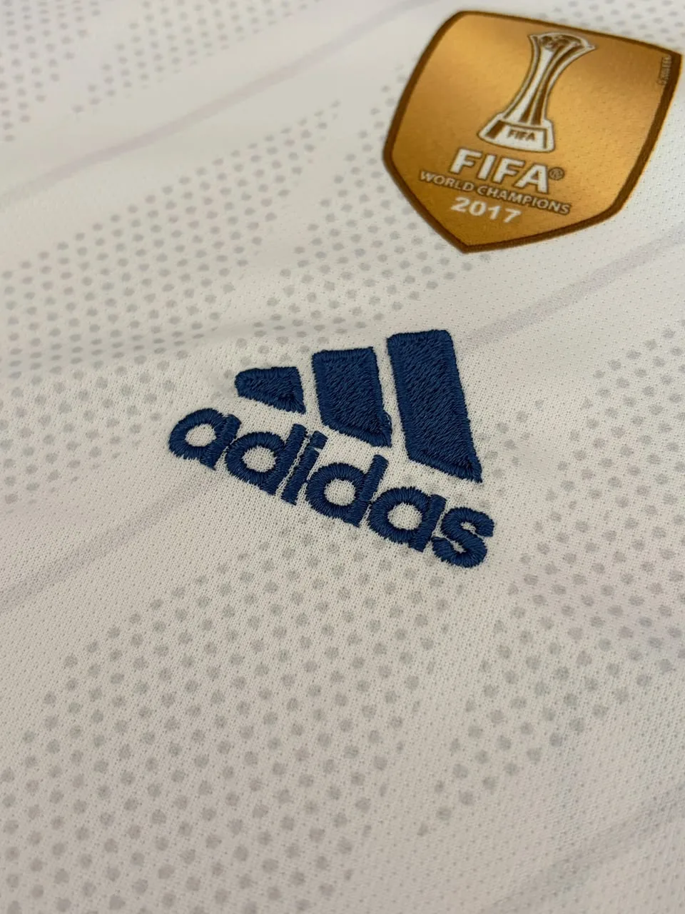 Retro - Real Madrid 2017-18 Kyiv UCL Final Home Full Sleeve - C. Ronaldo #7 preview 4