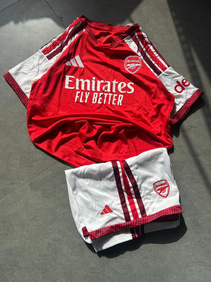 Arsenal 26/27 Home Cannon Full Kit Set (Jersey + Shorts) - View 1