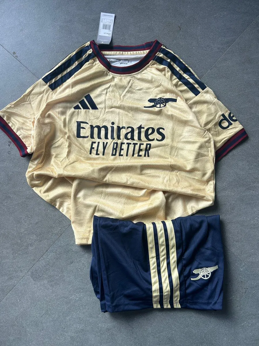 Arsenal 26/27 Third Full Kit Set (Jersey + Shorts) - View 1