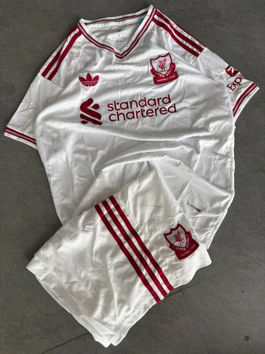 Liverpool 26/27 Third Trefoil Retro Full Kit Set (Jersey + Shorts) - View 1