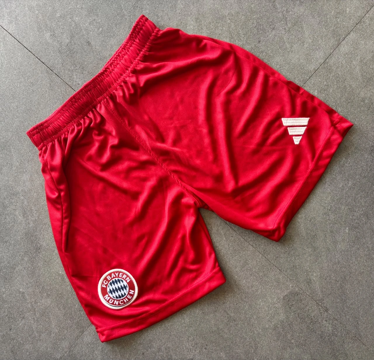 Shorts - Bayern Munich Home Shorts (Red) - View 1