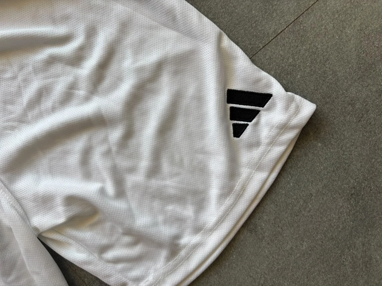 Shorts - Manchester United Home Shorts (White) preview 3