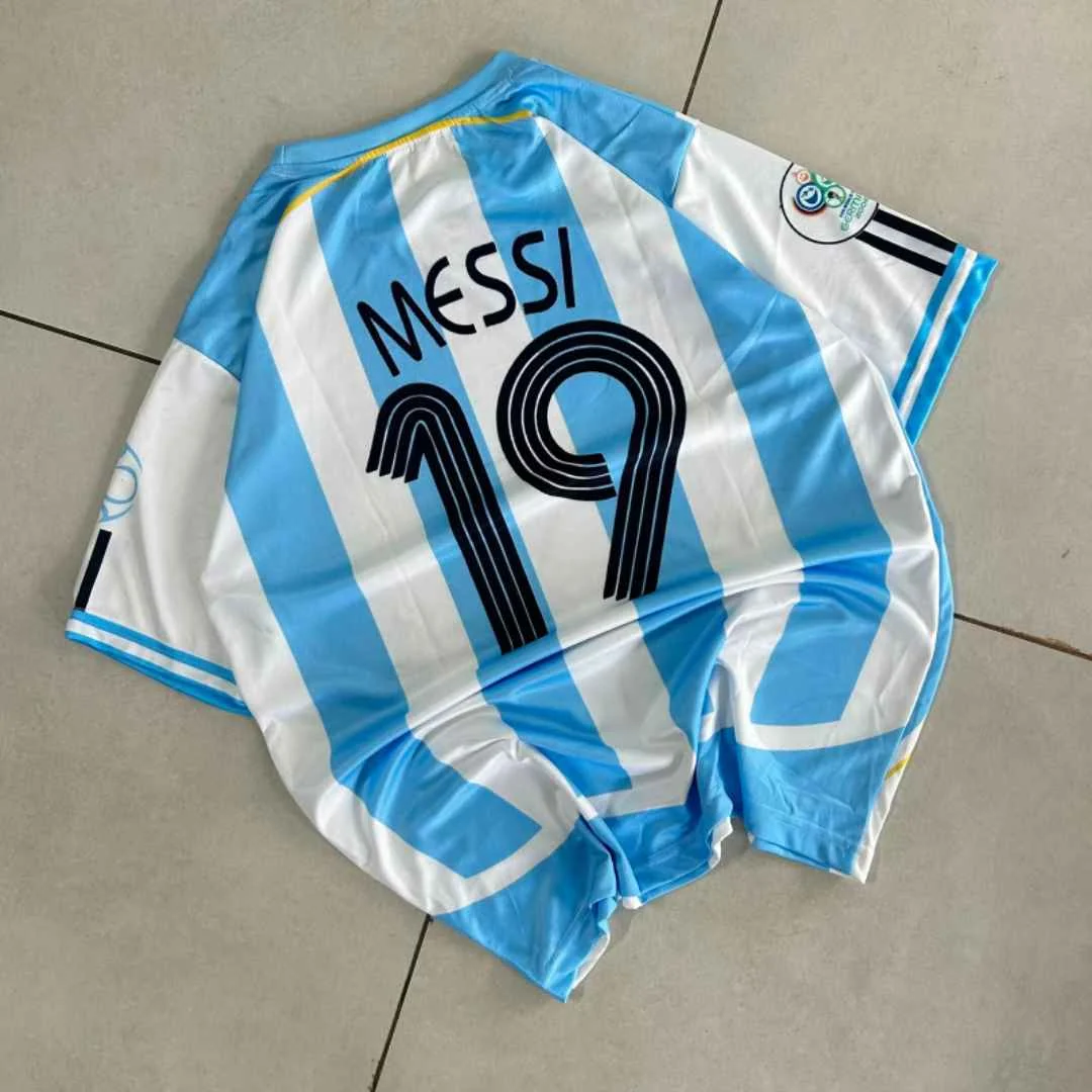 Argentina 2006 World Cup Home - Messi #19 preview 2